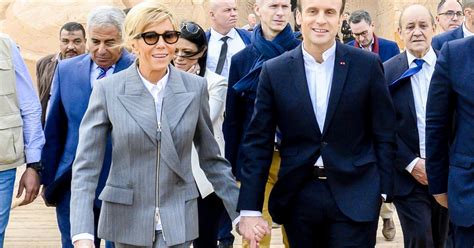 macron et sa femme en egypte ysl|Emmanuel et Brigitte Macron en Égypte .